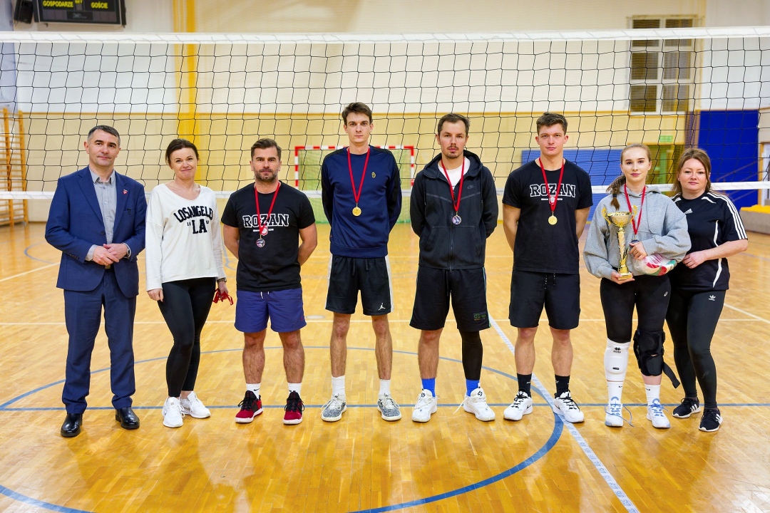 Turniej siatkówki w Olszewie-Borkach, fot. GOK Olszewo-Borki - zdjęcie #9 - eOstroleka.pl