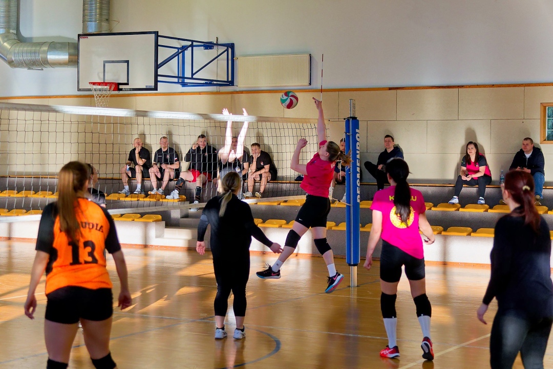 Turniej siatkówki w Olszewie-Borkach, fot. GOK Olszewo-Borki - zdjęcie #4 - eOstroleka.pl