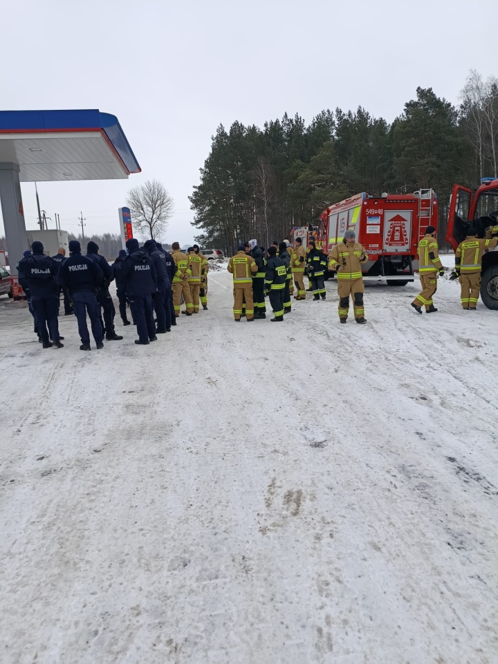 Poszukiwania zaginionego 82-latka, fot. KPP Ostrów Maz - zdjęcie #5 - eOstroleka.pl