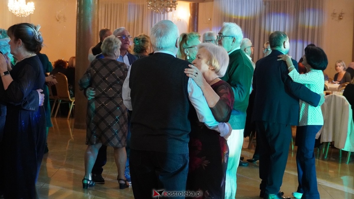 Międzypokoleniowa potańcówka karnawałowa w Hubusie [05.02.2026] - zdjęcie #34 - eOstroleka.pl