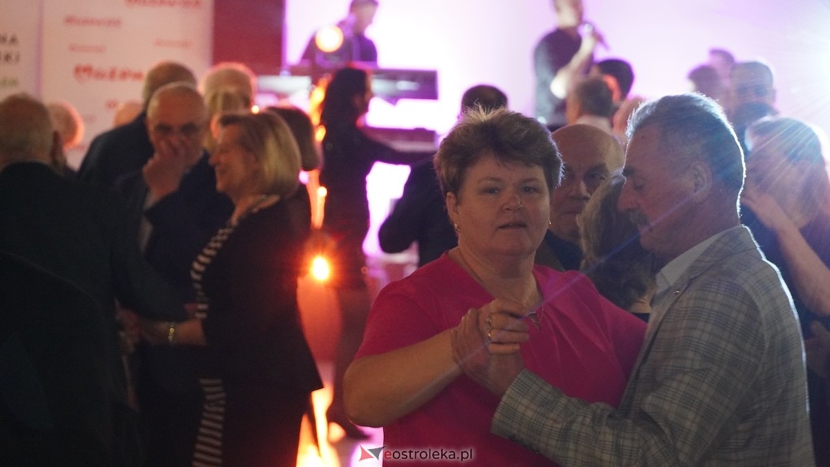 Międzypokoleniowa potańcówka karnawałowa w Hubusie [05.02.2026] - zdjęcie #29 - eOstroleka.pl