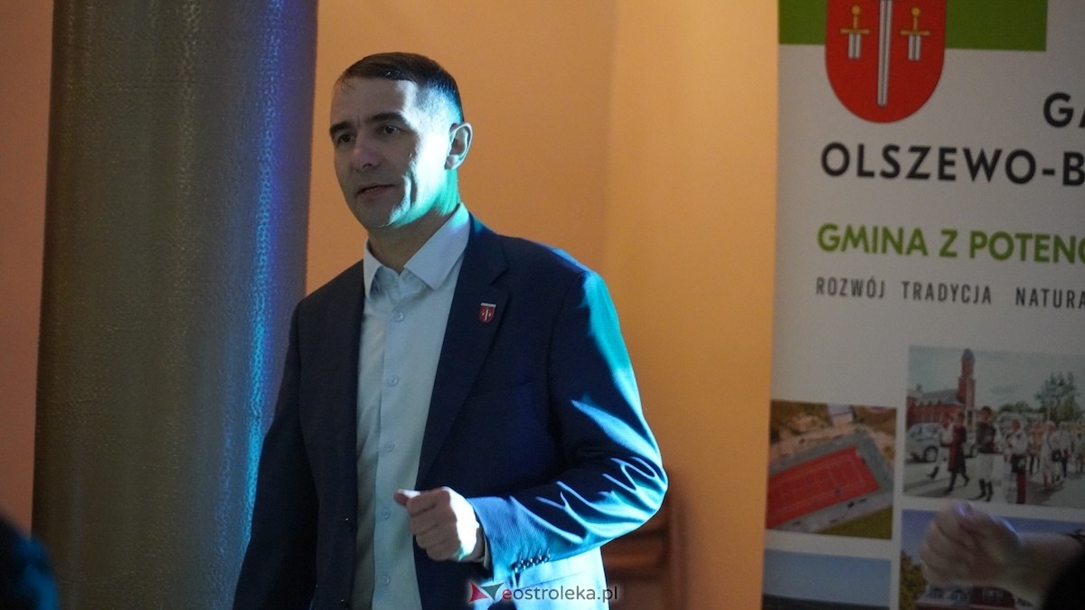 Międzypokoleniowa potańcówka karnawałowa w Hubusie [05.02.2026] - zdjęcie #14 - eOstroleka.pl