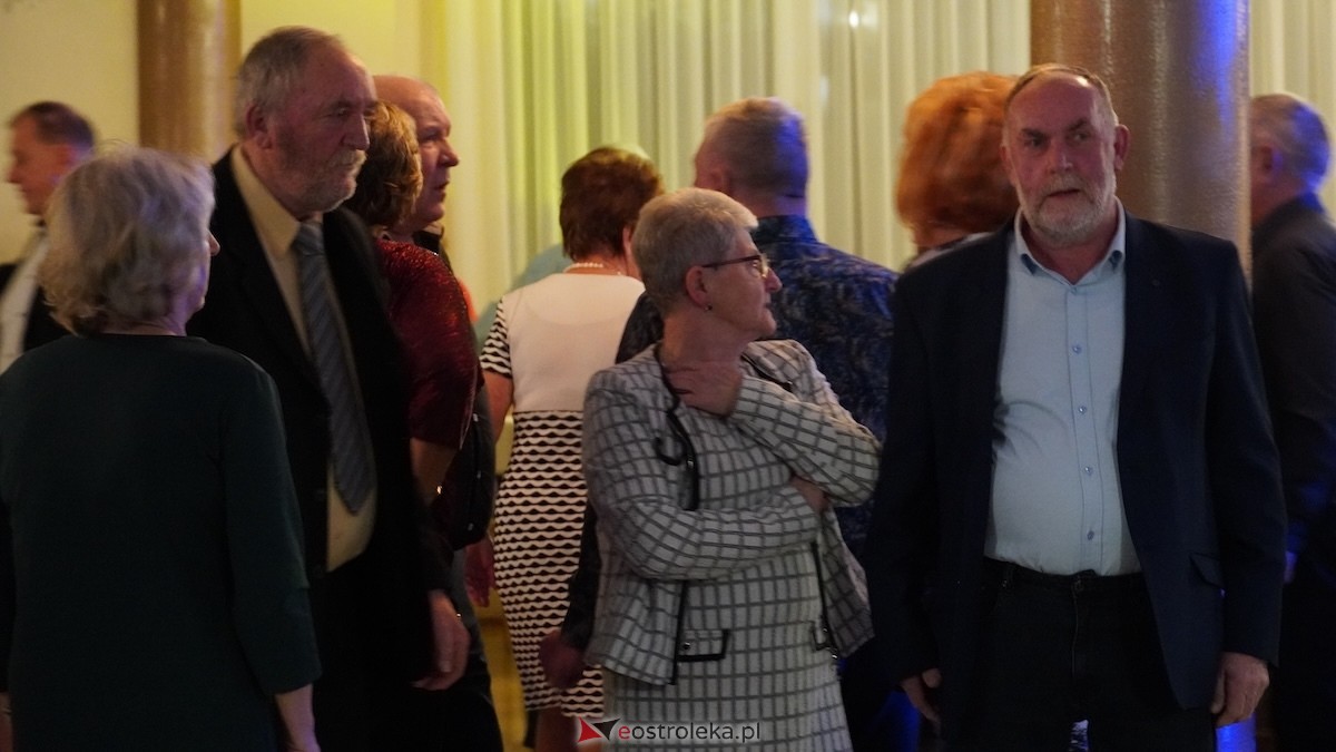 Międzypokoleniowa potańcówka karnawałowa w Hubusie [05.02.2026] - zdjęcie #8 - eOstroleka.pl