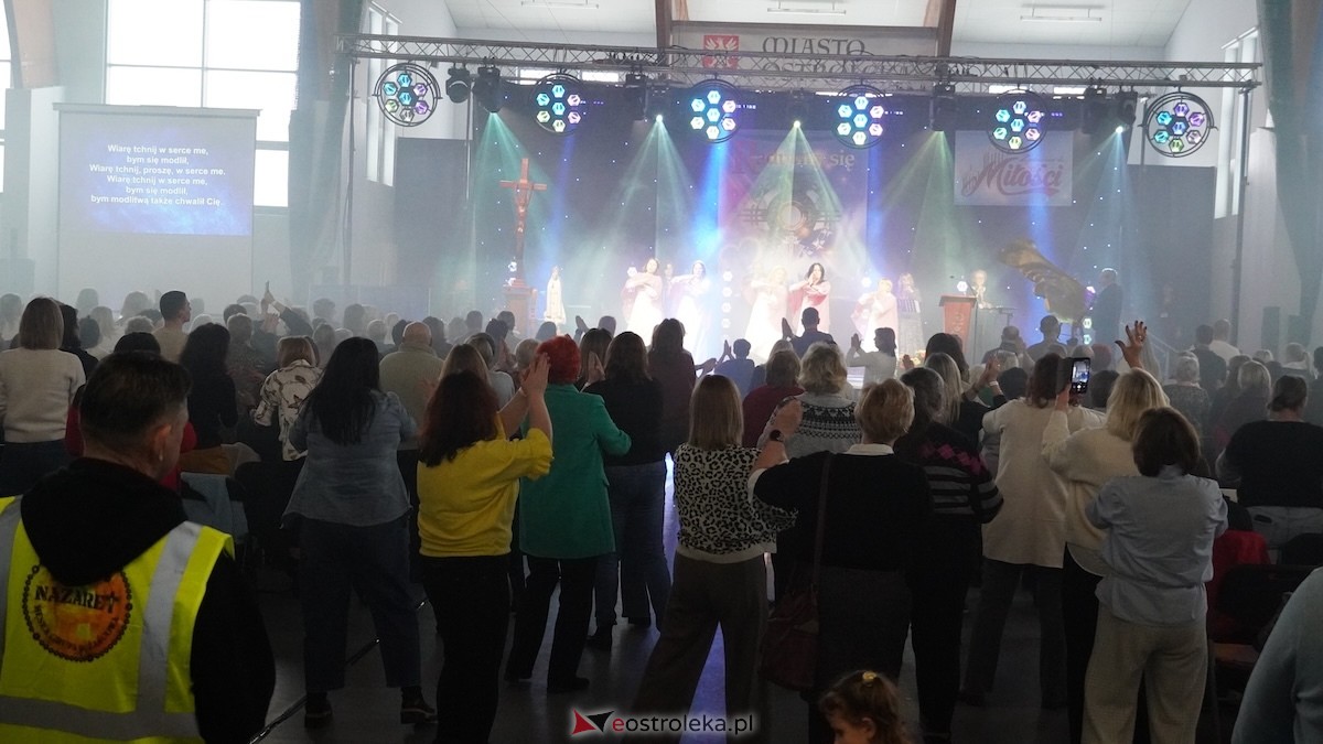 Spotkania Charyzmatyczne 2026 [07.02.2026] - zdjęcie #8 - eOstroleka.pl