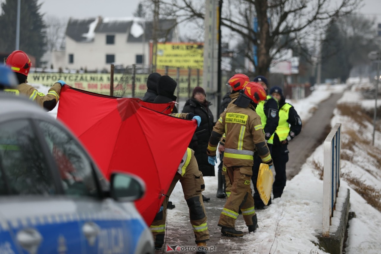 Makabryczne odkrycie na Warszawskiej w Olszewie-Borkach [07.02.2026] - zdjęcie #9 - eOstroleka.pl