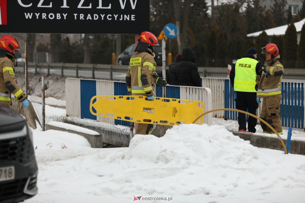 Makabryczne odkrycie na Warszawskiej w Olszewie-Borkach [07.02.2026] - zdjęcie #6 - eOstroleka.pl