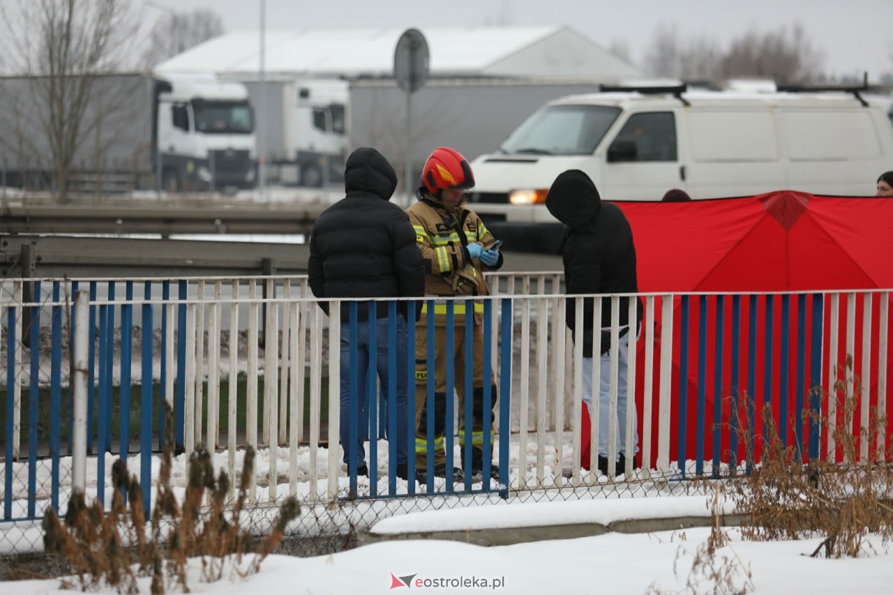 Makabryczne odkrycie na Warszawskiej w Olszewie-Borkach [07.02.2026] - zdjęcie #2 - eOstroleka.pl