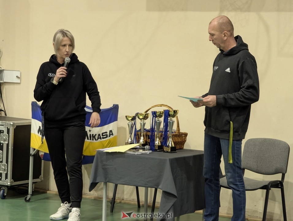 Zimowy turniej dwójek i trójek siatkarskich UKS Olimp Ostrołęka [07.02.2026] - zdjęcie #82 - eOstroleka.pl