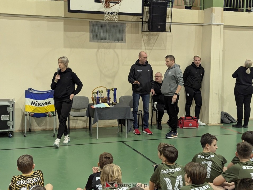 Zimowy turniej dwójek i trójek siatkarskich UKS Olimp Ostrołęka [07.02.2026] - zdjęcie #79 - eOstroleka.pl