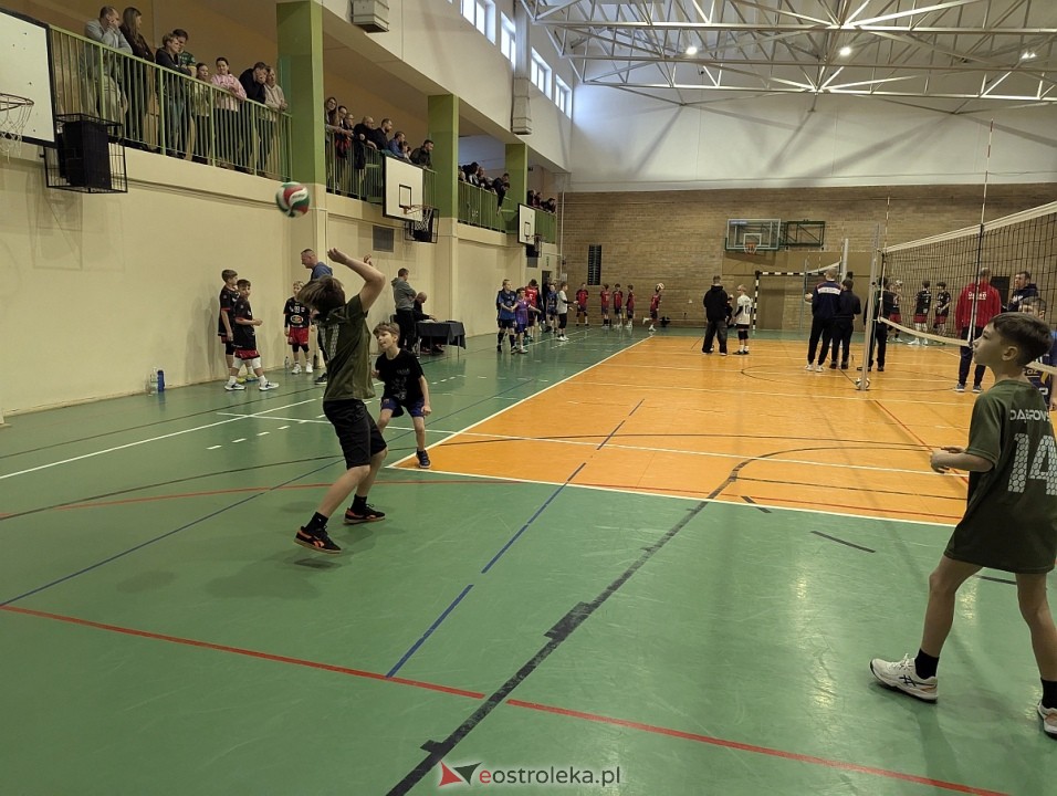 Zimowy turniej dwójek i trójek siatkarskich UKS Olimp Ostrołęka [07.02.2026] - zdjęcie #72 - eOstroleka.pl
