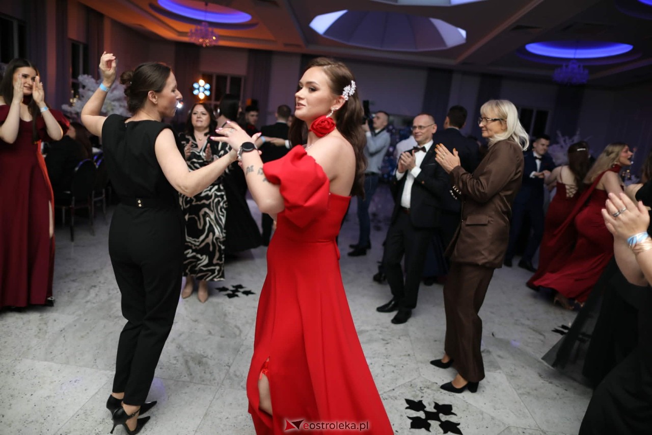 Studniówka w ZSZ nr 2 [07.02.2026] - zdjęcie #244 - eOstroleka.pl