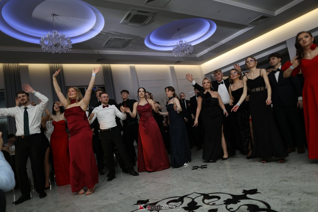 Studniówka w ZSZ nr 2 [07.02.2026] - zdjęcie #242 - eOstroleka.pl