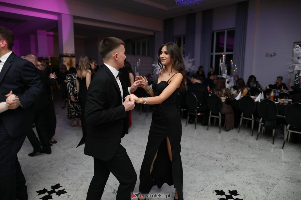 Studniówka w ZSZ nr 2 [07.02.2026] - zdjęcie #240 - eOstroleka.pl