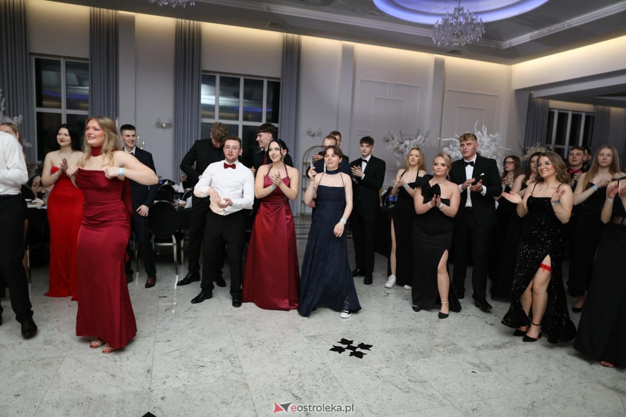 Studniówka w ZSZ nr 2 [07.02.2026] - zdjęcie #238 - eOstroleka.pl