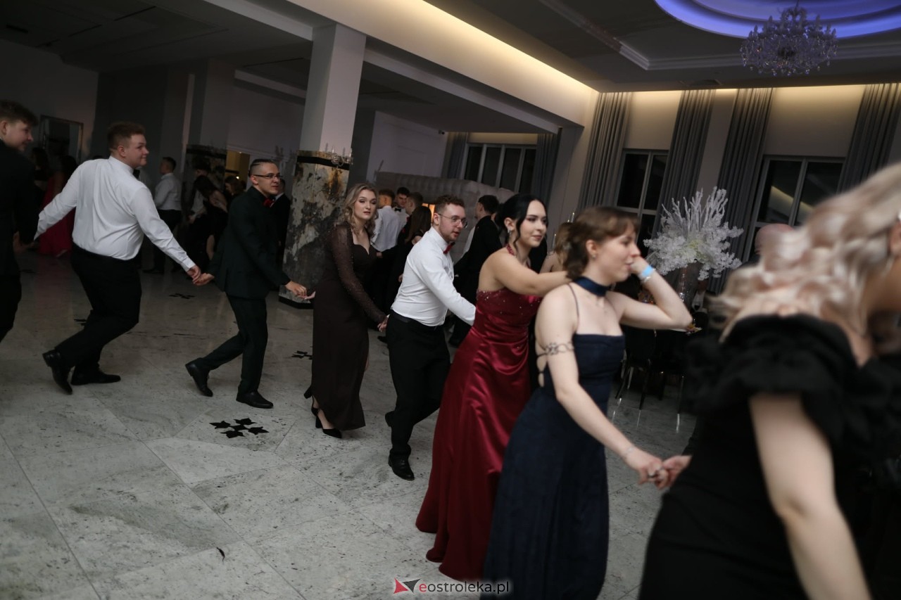 Studniówka w ZSZ nr 2 [07.02.2026] - zdjęcie #224 - eOstroleka.pl