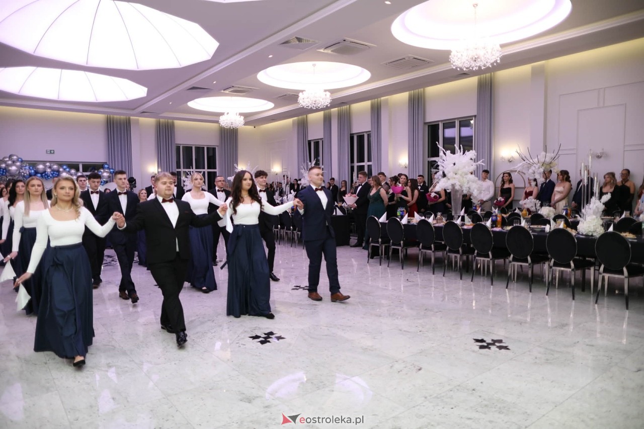 Studniówka w ZSZ nr 2 [07.02.2026] - zdjęcie #381 - eOstroleka.pl