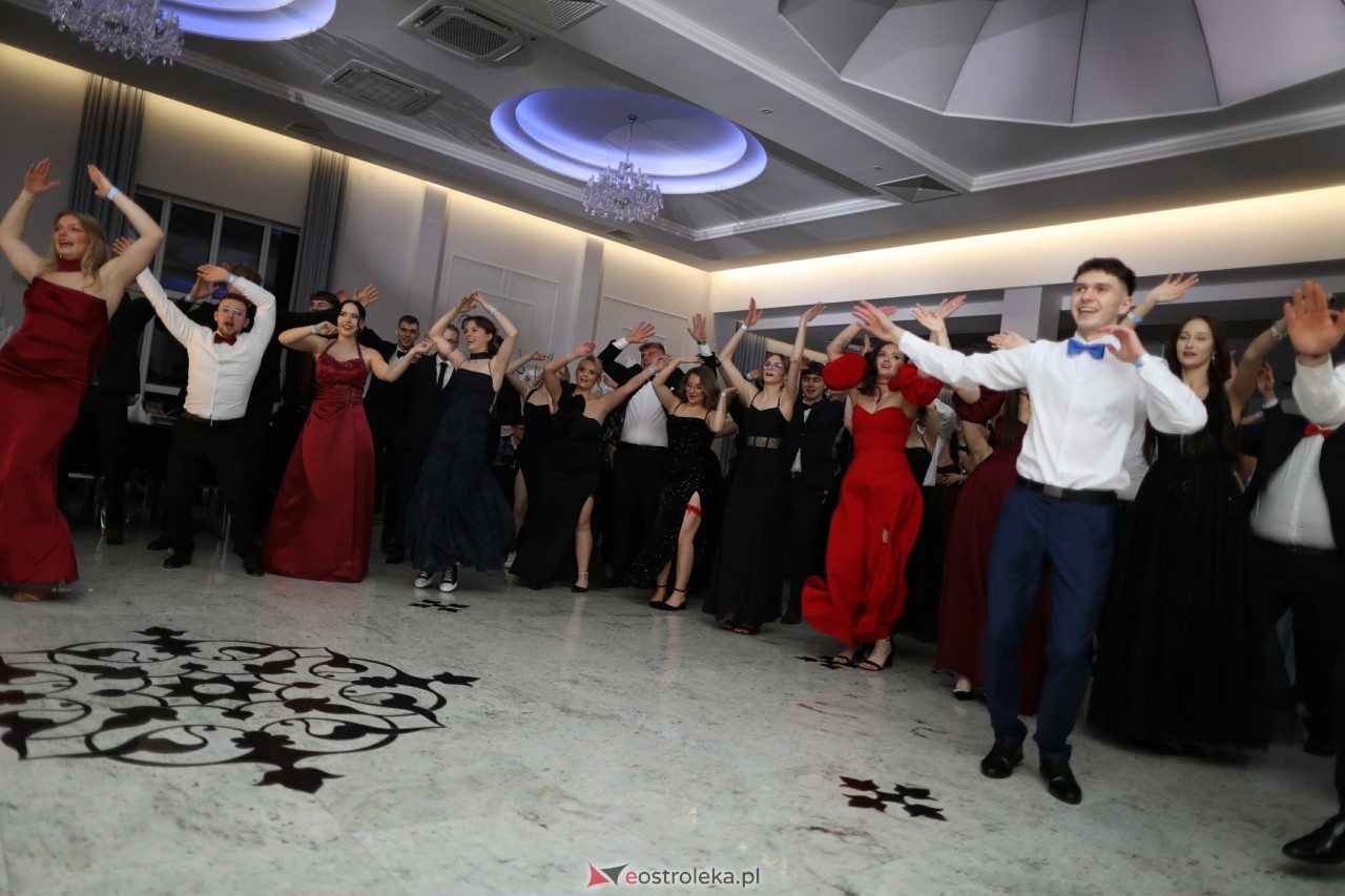 Studniówka w ZSZ nr 2 [07.02.2026] - zdjęcie #203 - eOstroleka.pl