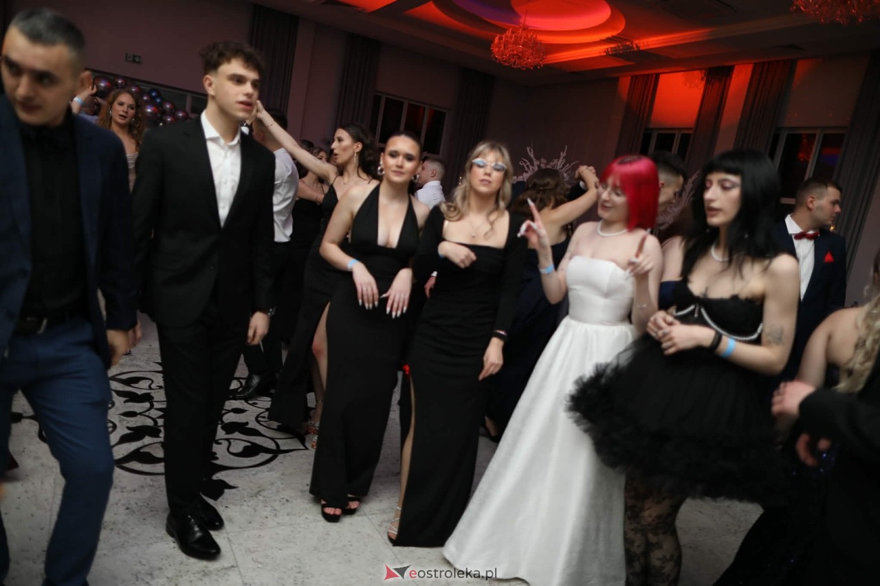 Studniówka w ZSZ nr 2 [07.02.2026] - zdjęcie #193 - eOstroleka.pl