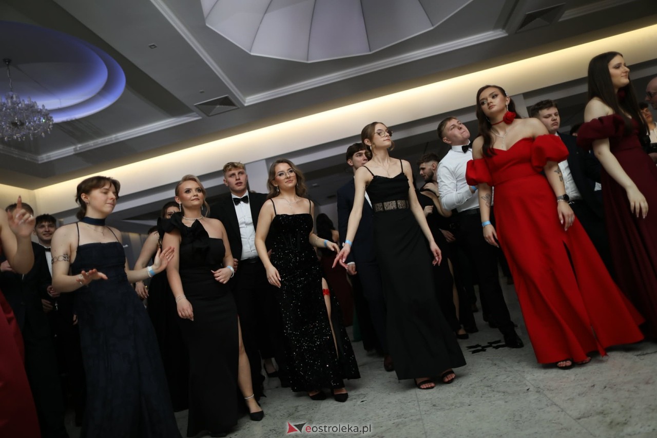 Studniówka w ZSZ nr 2 [07.02.2026] - zdjęcie #189 - eOstroleka.pl