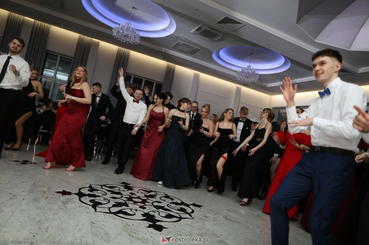 Studniówka w ZSZ nr 2 [07.02.2026] - zdjęcie #187 - eOstroleka.pl