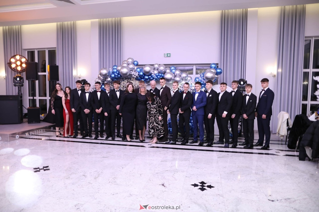 Studniówka w ZSZ nr 2 [07.02.2026] - zdjęcie #279 - eOstroleka.pl