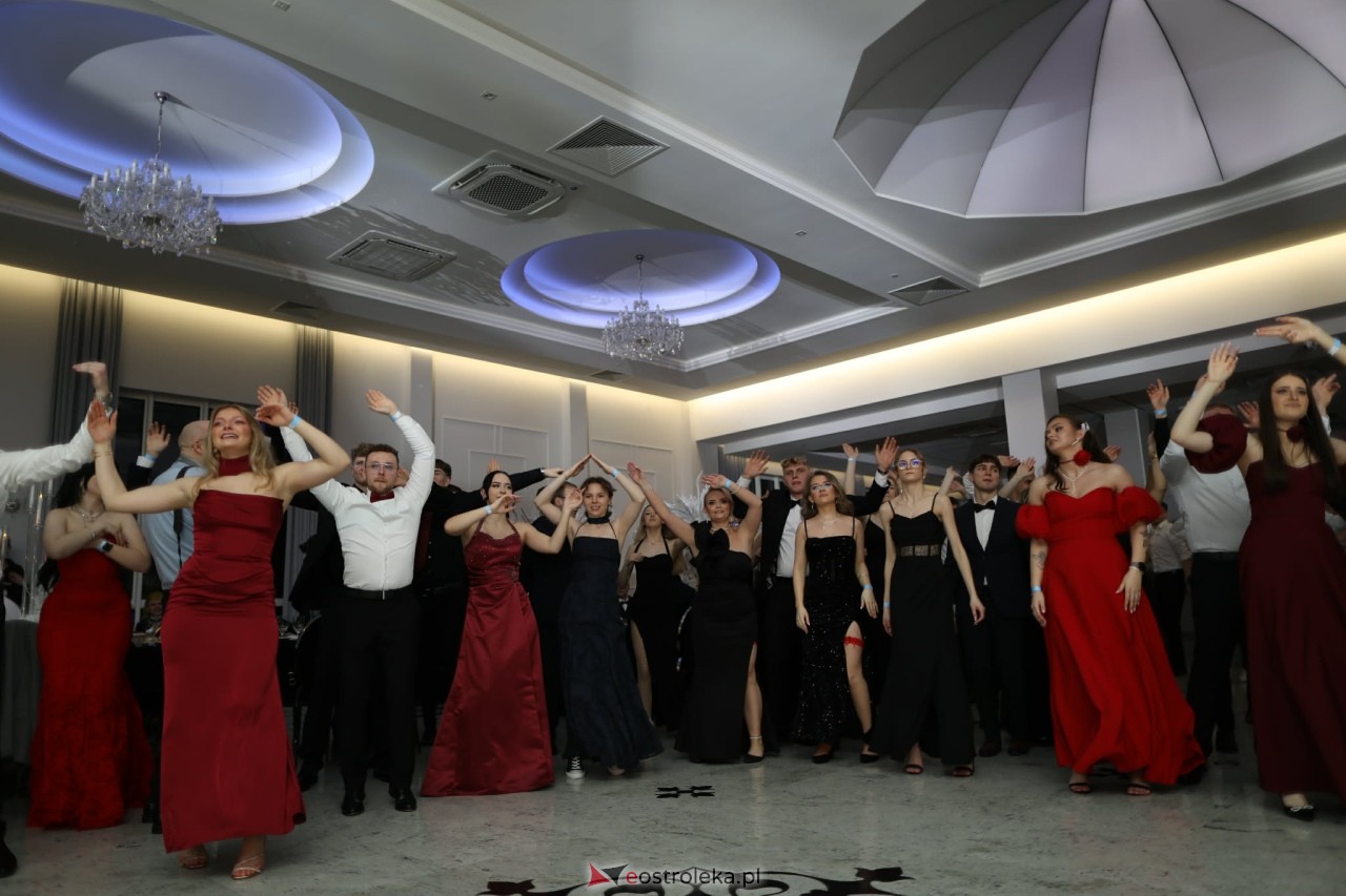 Studniówka w ZSZ nr 2 [07.02.2026] - zdjęcie #158 - eOstroleka.pl