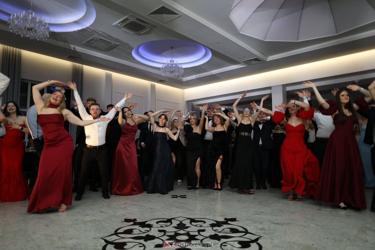 Studniówka w ZSZ nr 2 [07.02.2026] - zdjęcie #142 - eOstroleka.pl