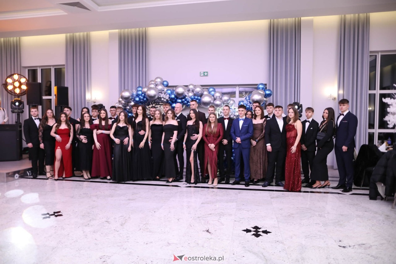 Studniówka w ZSZ nr 2 [07.02.2026] - zdjęcie #275 - eOstroleka.pl