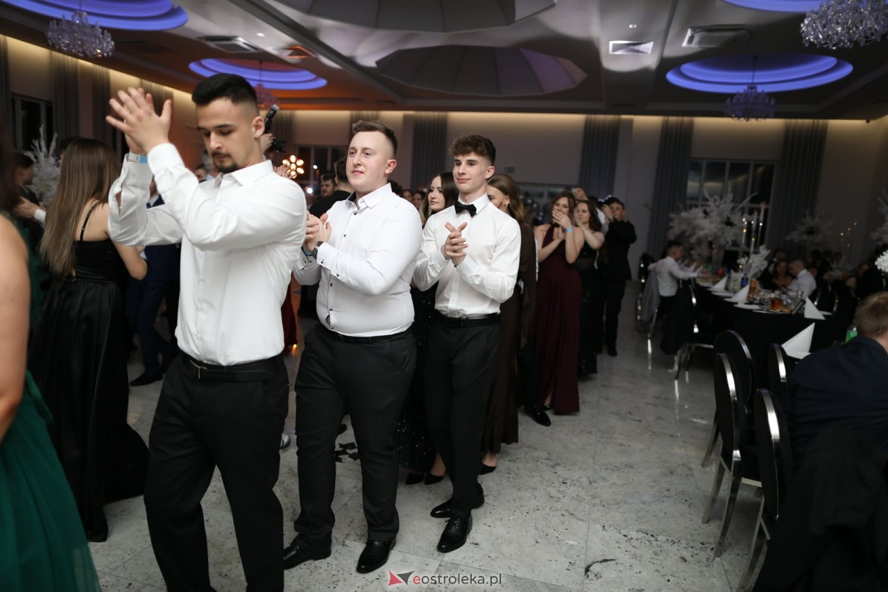 Studniówka w ZSZ nr 2 [07.02.2026] - zdjęcie #126 - eOstroleka.pl