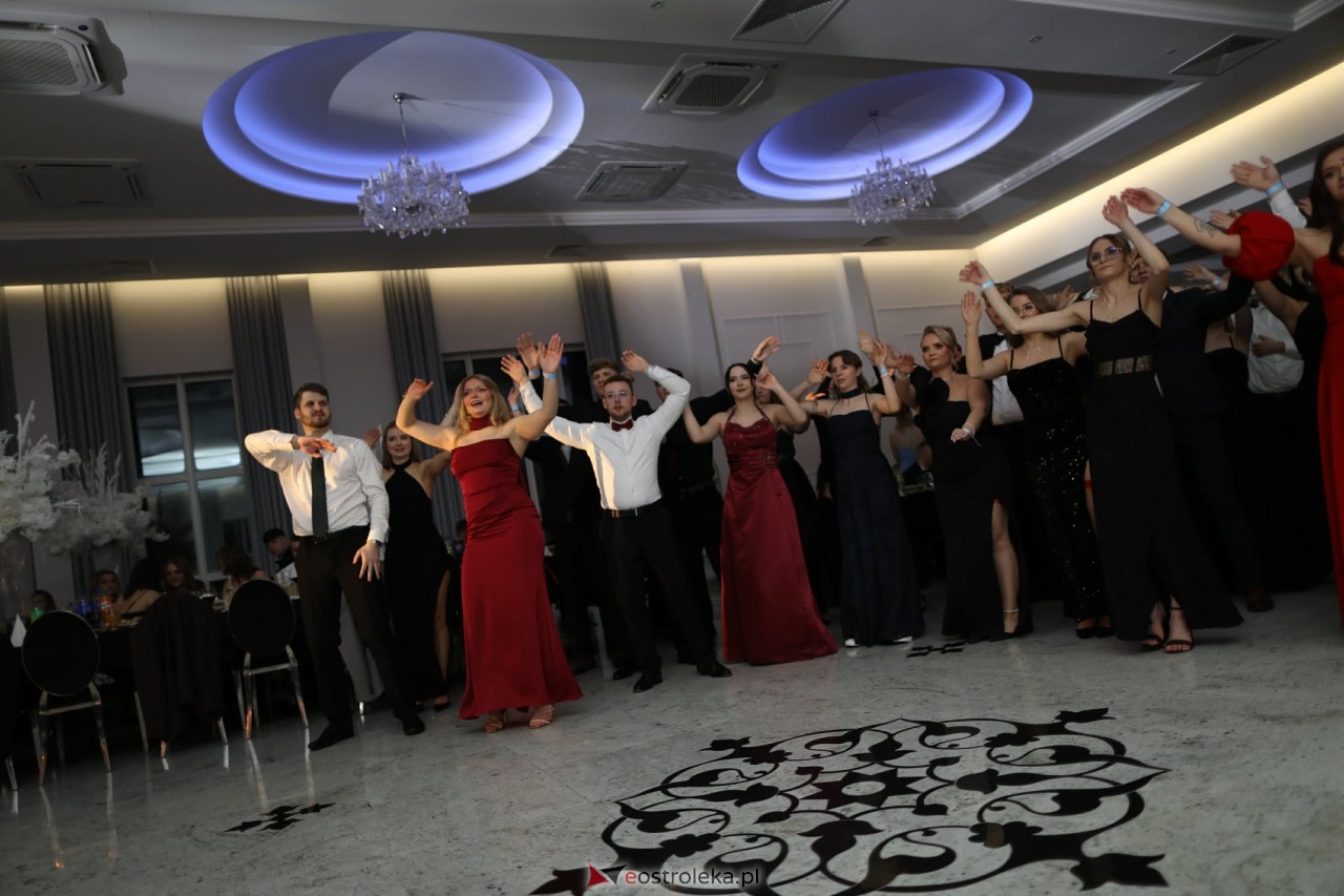 Studniówka w ZSZ nr 2 [07.02.2026] - zdjęcie #124 - eOstroleka.pl