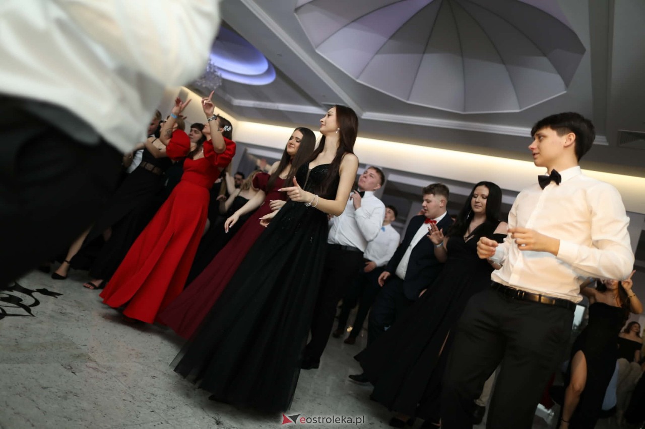 Studniówka w ZSZ nr 2 [07.02.2026] - zdjęcie #118 - eOstroleka.pl