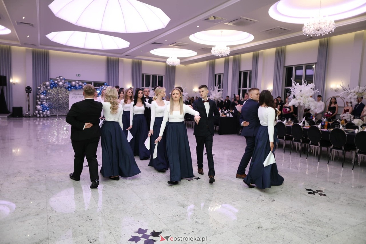 Studniówka w ZSZ nr 2 [07.02.2026] - zdjęcie #347 - eOstroleka.pl