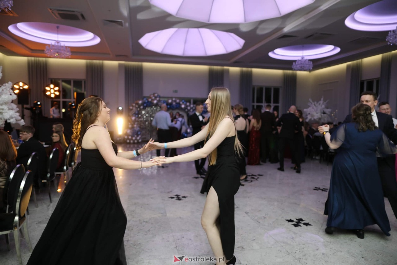 Studniówka w ZSZ nr 2 [07.02.2026] - zdjęcie #112 - eOstroleka.pl