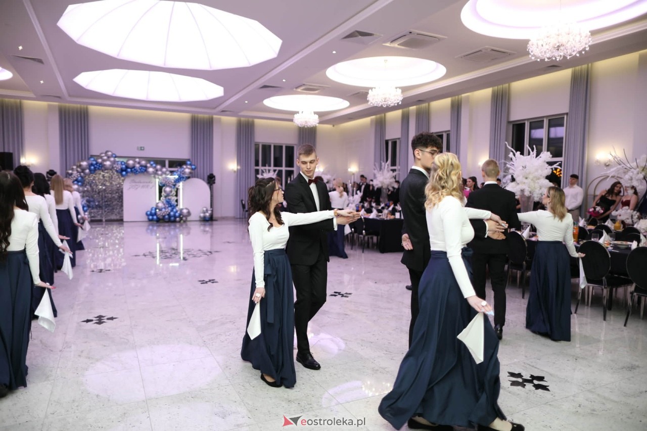 Studniówka w ZSZ nr 2 [07.02.2026] - zdjęcie #345 - eOstroleka.pl