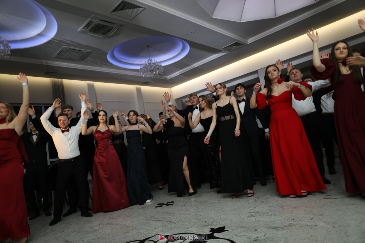 Studniówka w ZSZ nr 2 [07.02.2026] - zdjęcie #102 - eOstroleka.pl