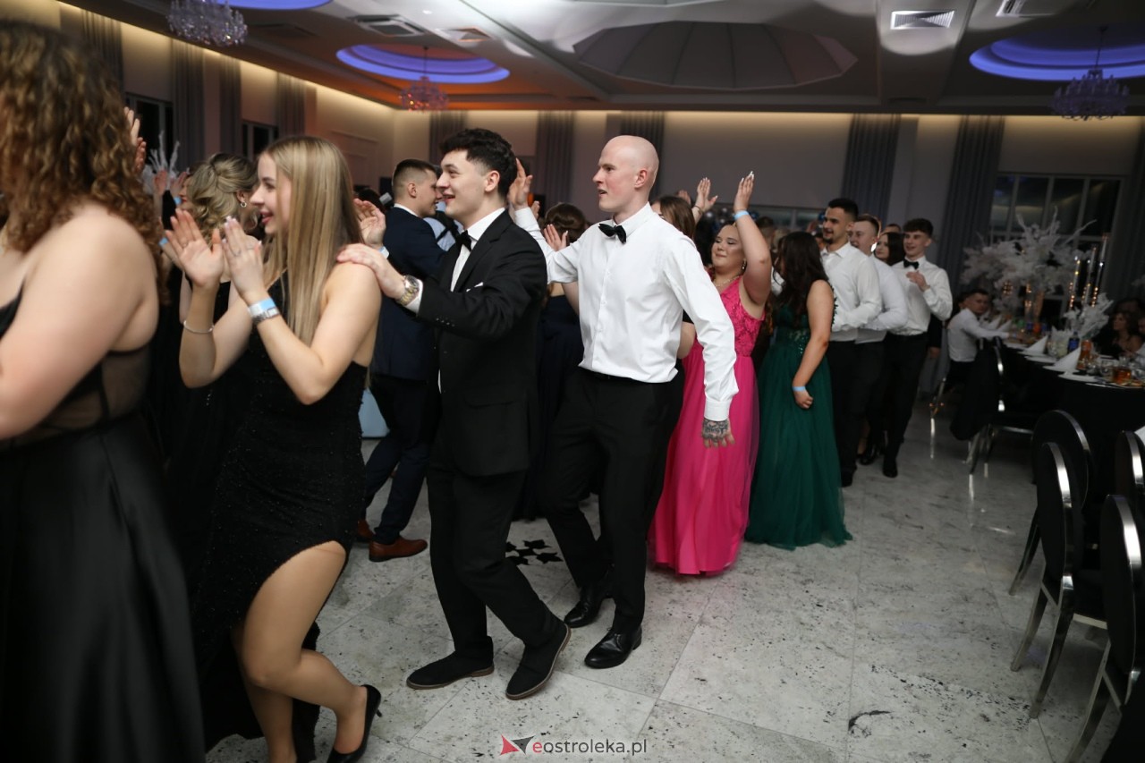 Studniówka w ZSZ nr 2 [07.02.2026] - zdjęcie #98 - eOstroleka.pl