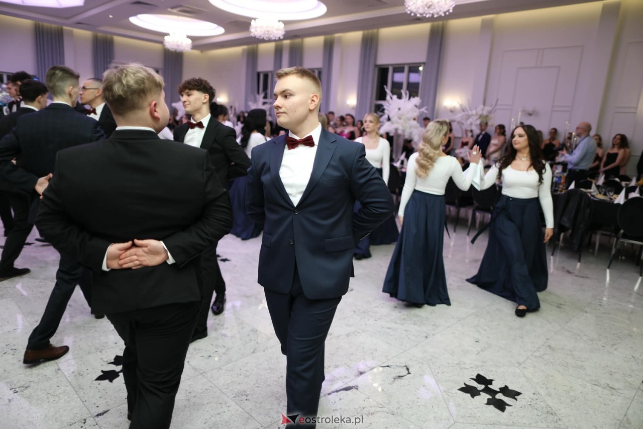 Studniówka w ZSZ nr 2 [07.02.2026] - zdjęcie #343 - eOstroleka.pl