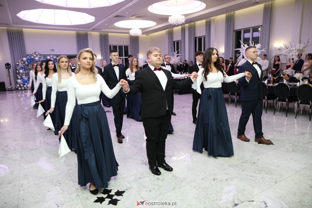 Studniówka w ZSZ nr 2 [07.02.2026] - zdjęcie #335 - eOstroleka.pl