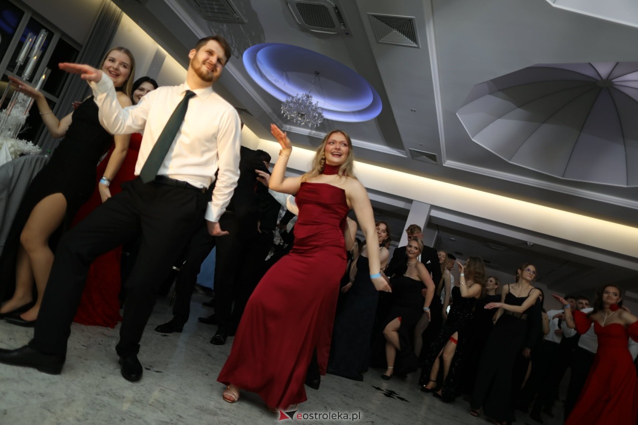 Studniówka w ZSZ nr 2 [07.02.2026] - zdjęcie #86 - eOstroleka.pl