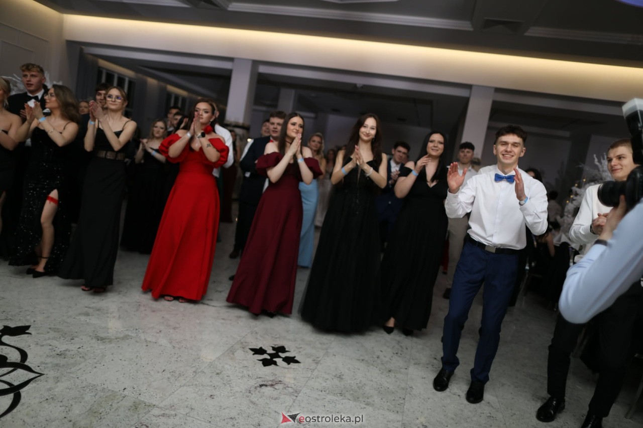 Studniówka w ZSZ nr 2 [07.02.2026] - zdjęcie #210 - eOstroleka.pl