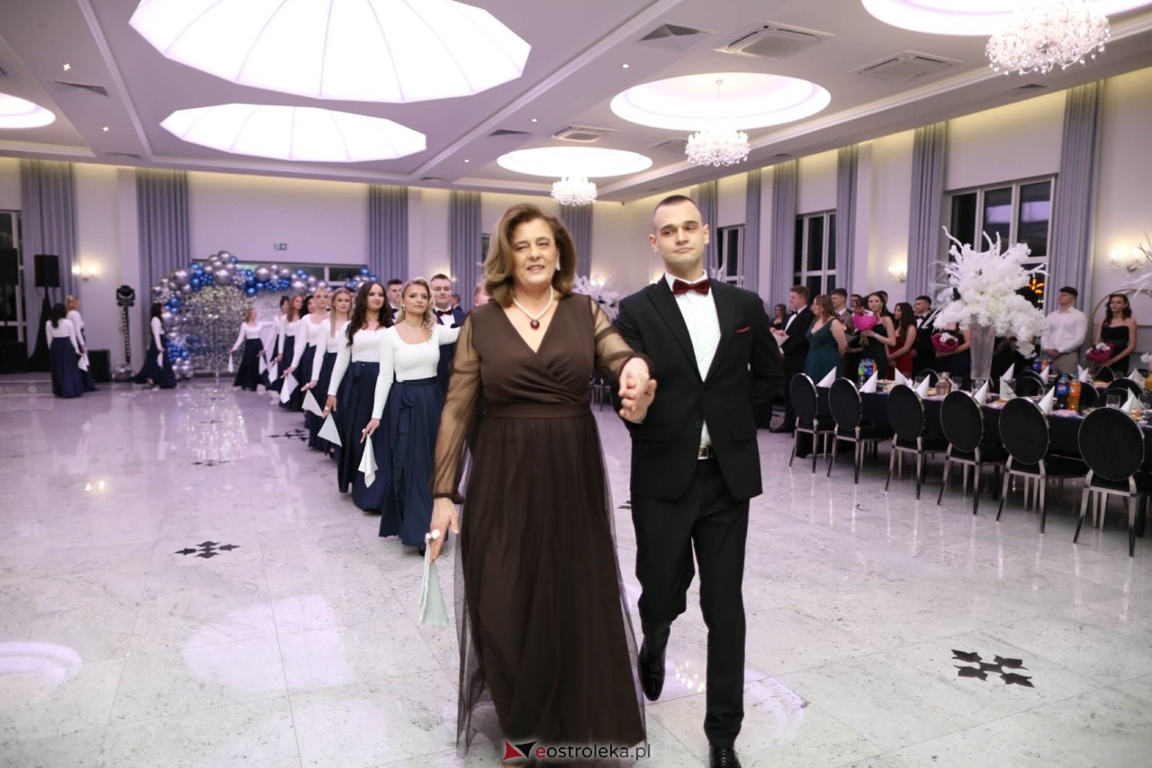 Studniówka w ZSZ nr 2 [07.02.2026] - zdjęcie #329 - eOstroleka.pl