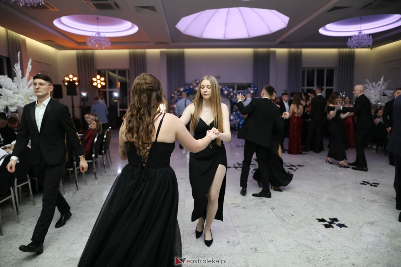 Studniówka w ZSZ nr 2 [07.02.2026] - zdjęcie #190 - eOstroleka.pl