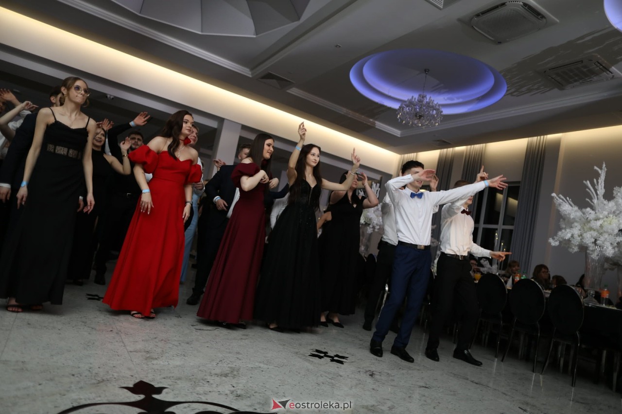 Studniówka w ZSZ nr 2 [07.02.2026] - zdjęcie #180 - eOstroleka.pl