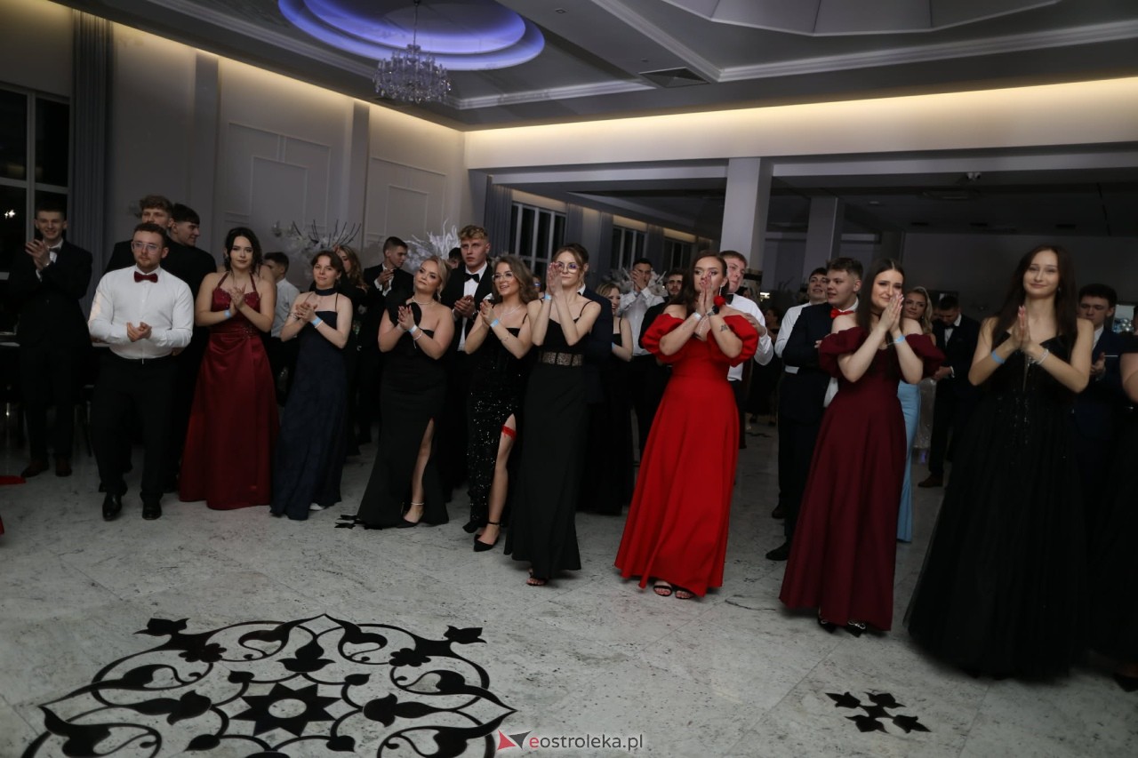 Studniówka w ZSZ nr 2 [07.02.2026] - zdjęcie #174 - eOstroleka.pl