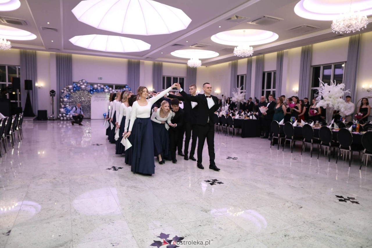 Studniówka w ZSZ nr 2 [07.02.2026] - zdjęcie #318 - eOstroleka.pl