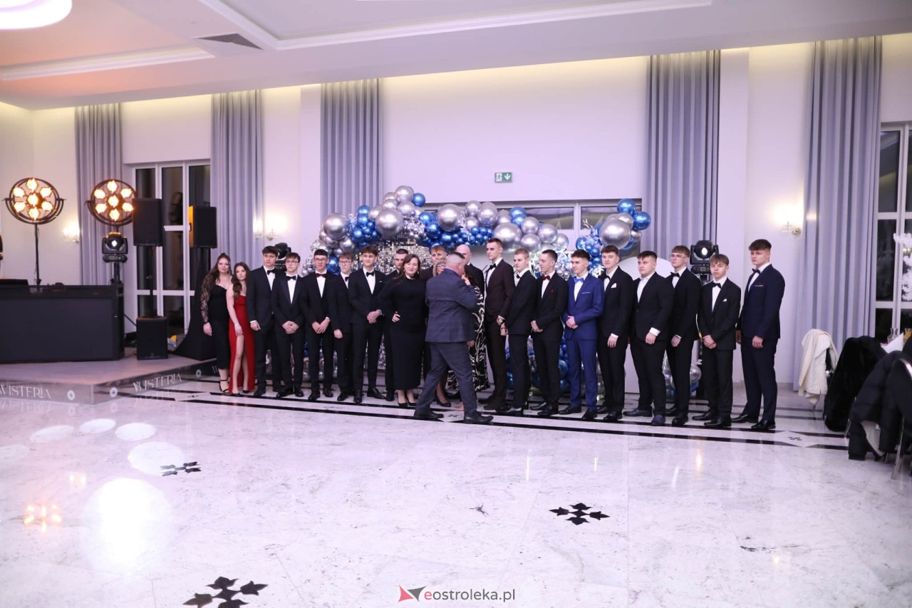 Studniówka w ZSZ nr 2 [07.02.2026] - zdjęcie #262 - eOstroleka.pl