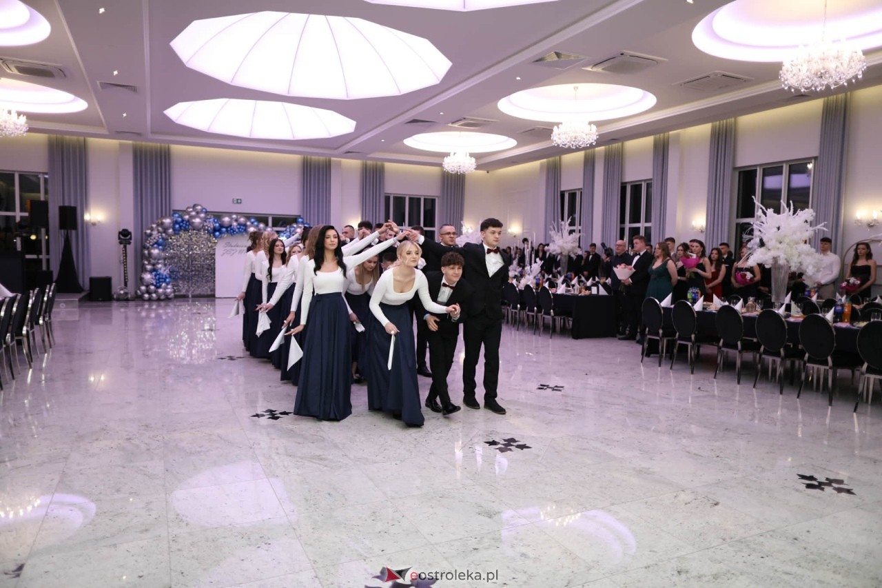 Studniówka w ZSZ nr 2 [07.02.2026] - zdjęcie #314 - eOstroleka.pl