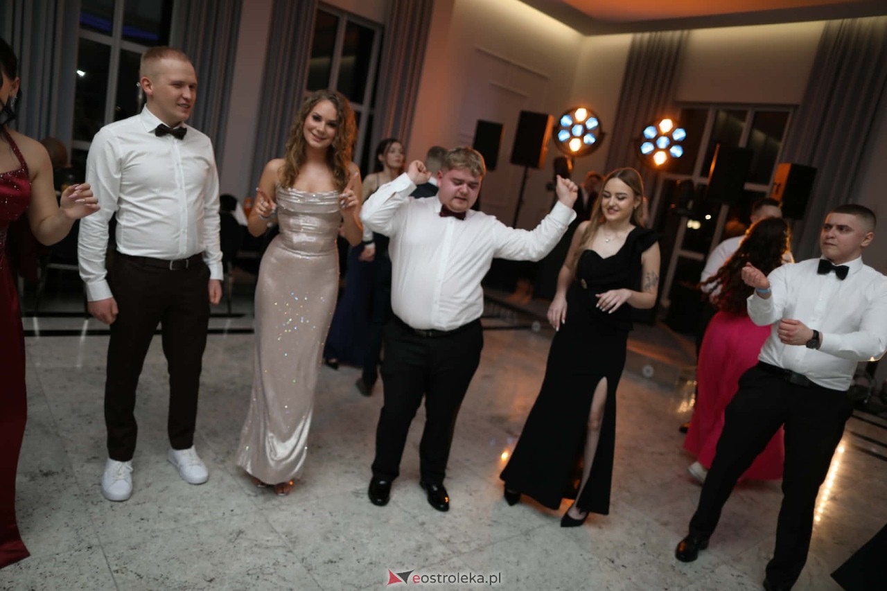 Studniówka w ZSZ nr 2 [07.02.2026] - zdjęcie #165 - eOstroleka.pl