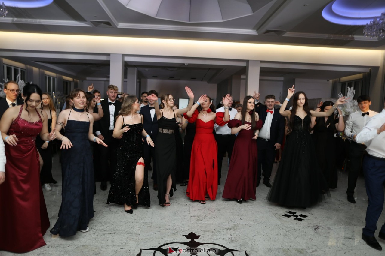 Studniówka w ZSZ nr 2 [07.02.2026] - zdjęcie #147 - eOstroleka.pl