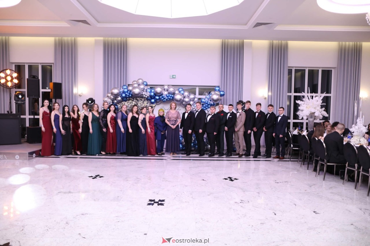 Studniówka w ZSZ nr 2 [07.02.2026] - zdjęcie #257 - eOstroleka.pl